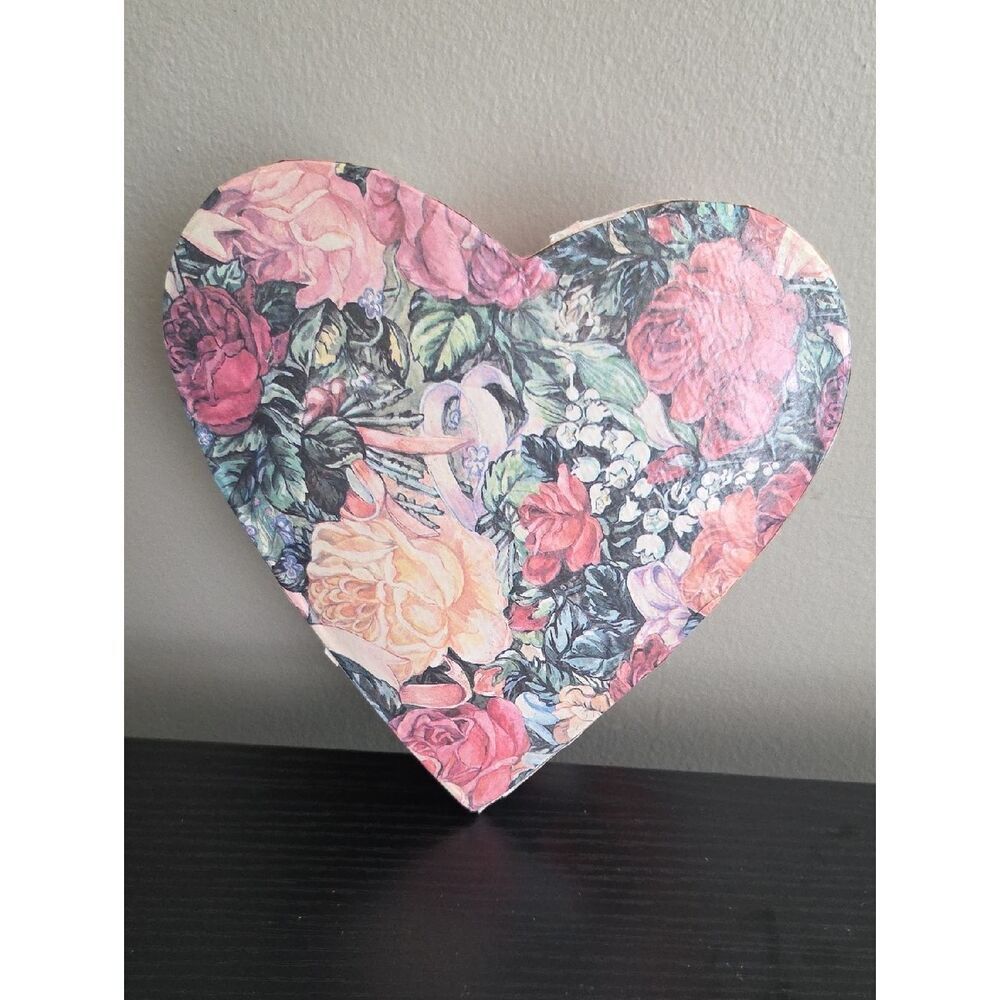 Floral Heart Trinket Box